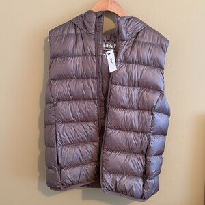 Aritzia TNA Little Puff Vest
